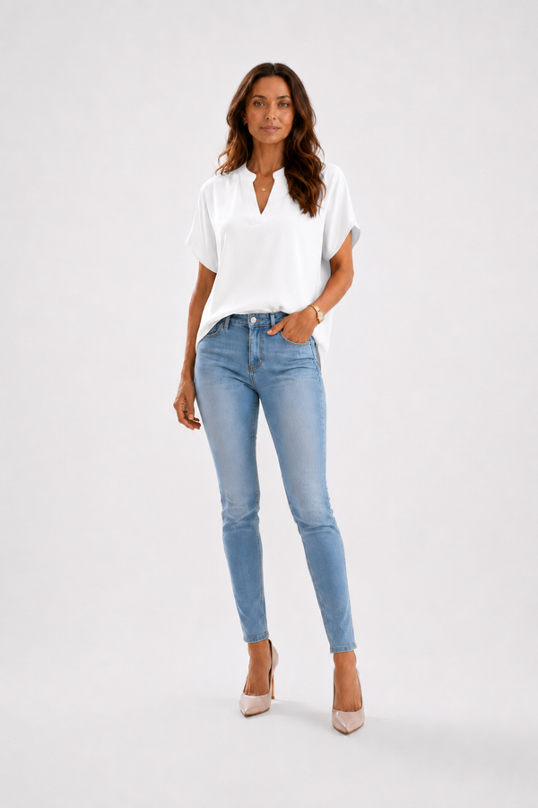 AMELIA | Belly covering light blouse