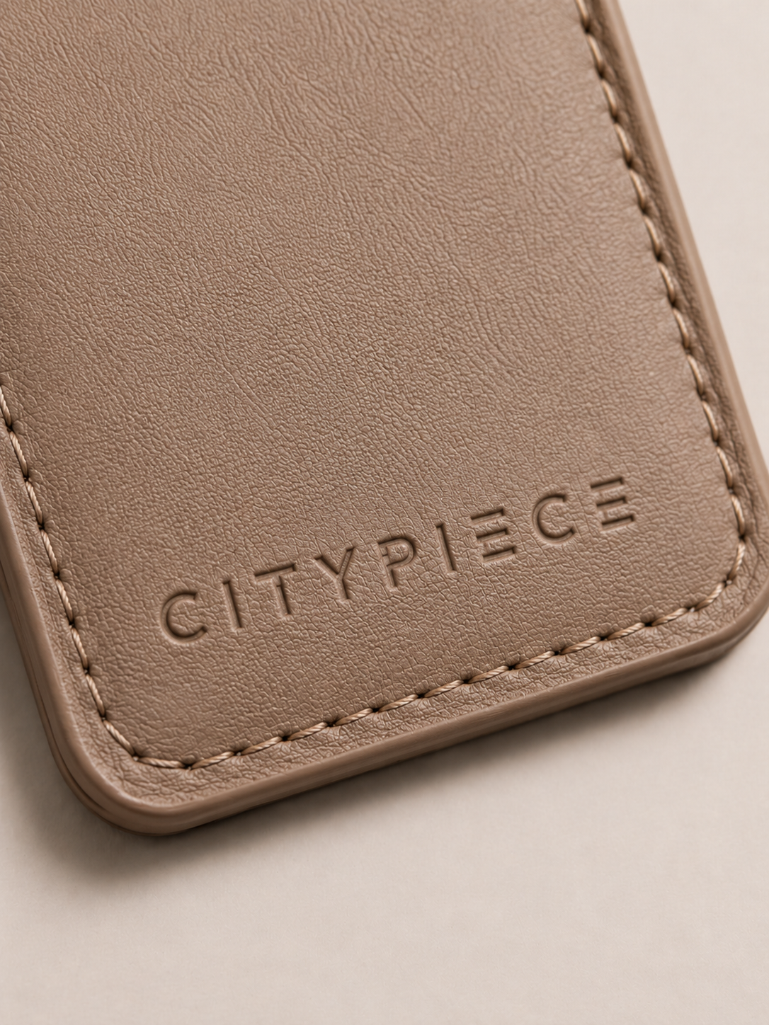 CityPiece Leather Luggage Tag . Taupe
