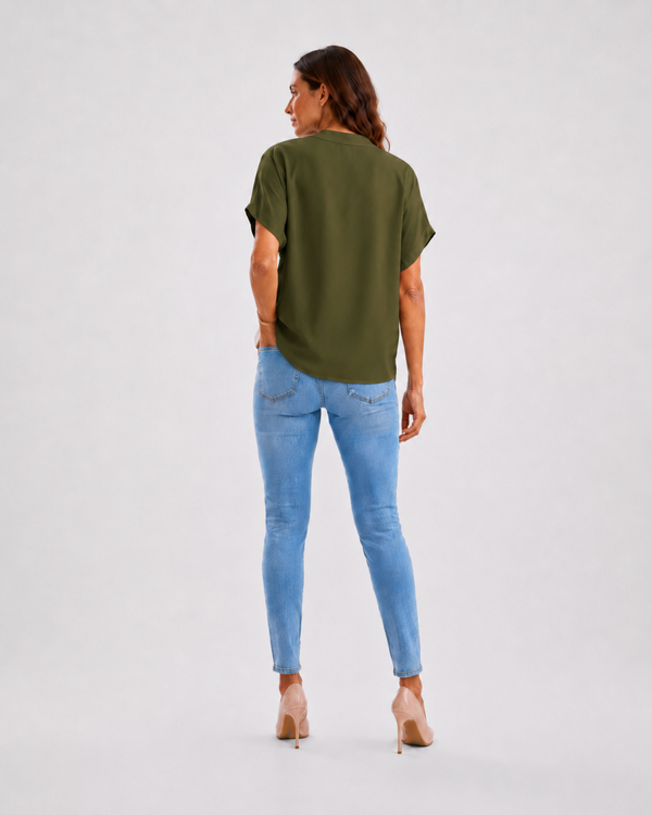AMELIA | Belly covering light blouse